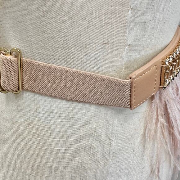 BCBGMAXAZRIA Ostrich-Feather Statement Belt One Size Bare Pink Adjustable NWT - Picture 15 of 16